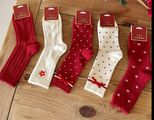 Hearts and bows socks