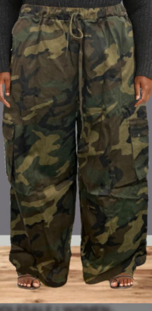 Camo wide leg cargo pants