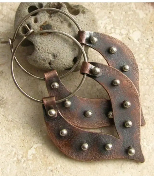 Vintage boho earrings brown